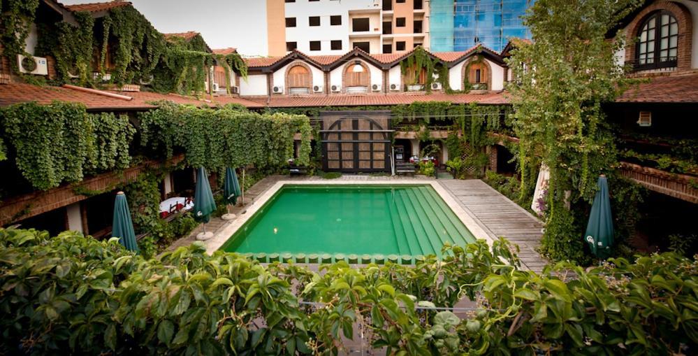 Hotel Restaurant Bujtina E Gjelit ติรานา ภายนอก รูปภาพ