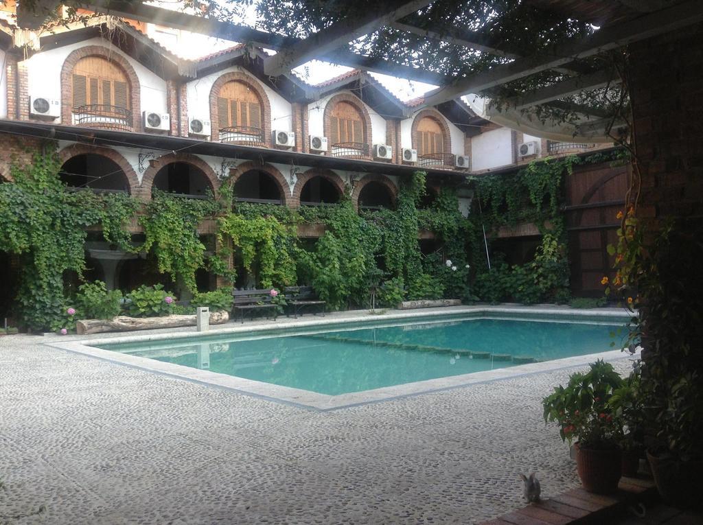 Hotel Restaurant Bujtina E Gjelit ติรานา ภายนอก รูปภาพ